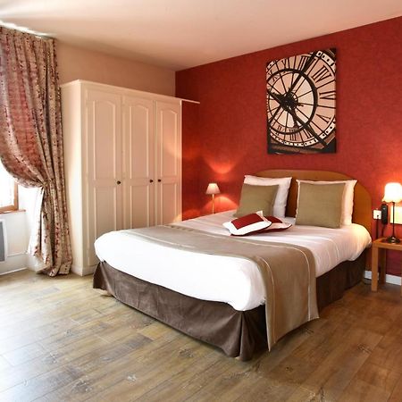 Logis Hotel-Restaurant Le Relais Hauterives Buitenkant foto