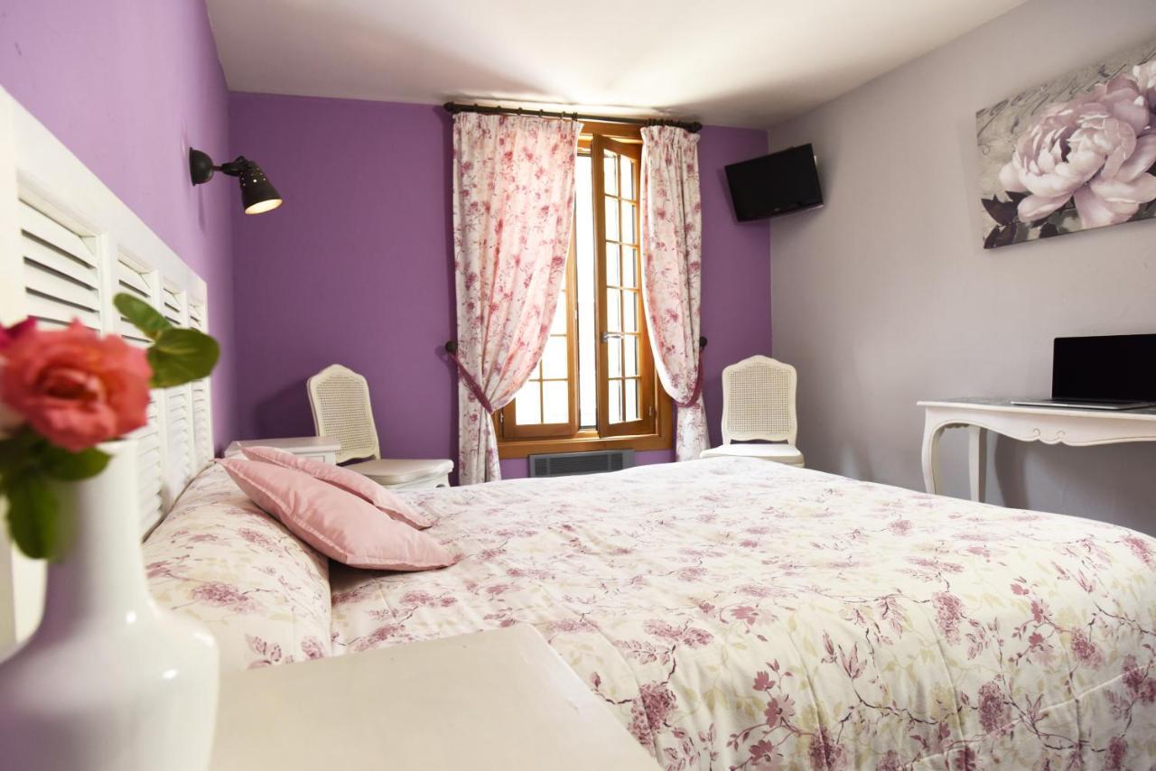 Logis Hotel-Restaurant Le Relais Hauterives Buitenkant foto