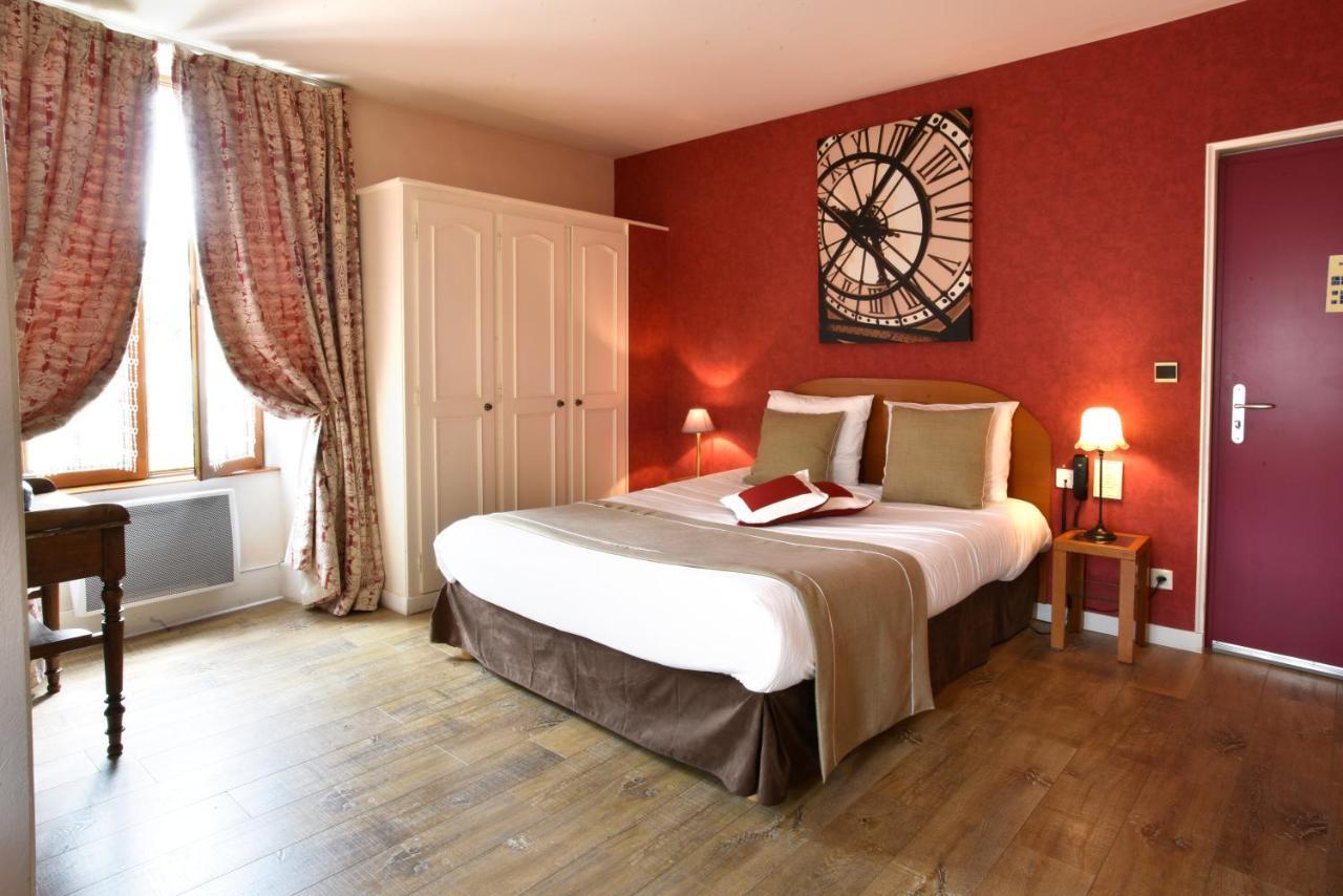 Logis Hotel-Restaurant Le Relais Hauterives Buitenkant foto