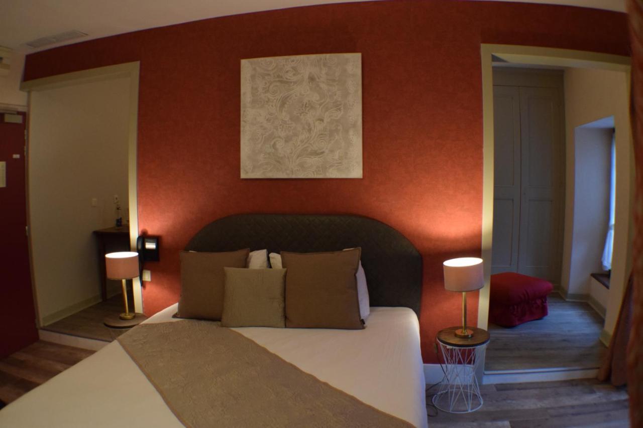 Logis Hotel-Restaurant Le Relais Hauterives Buitenkant foto