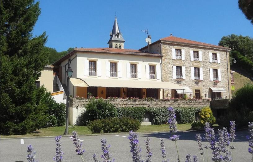 Logis Hotel-Restaurant Le Relais Hauterives Buitenkant foto