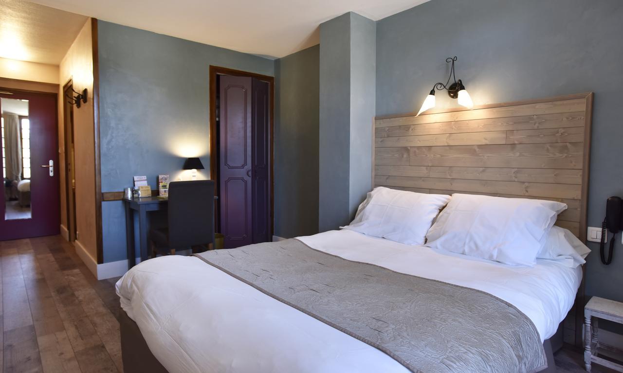 Logis Hotel-Restaurant Le Relais Hauterives Buitenkant foto