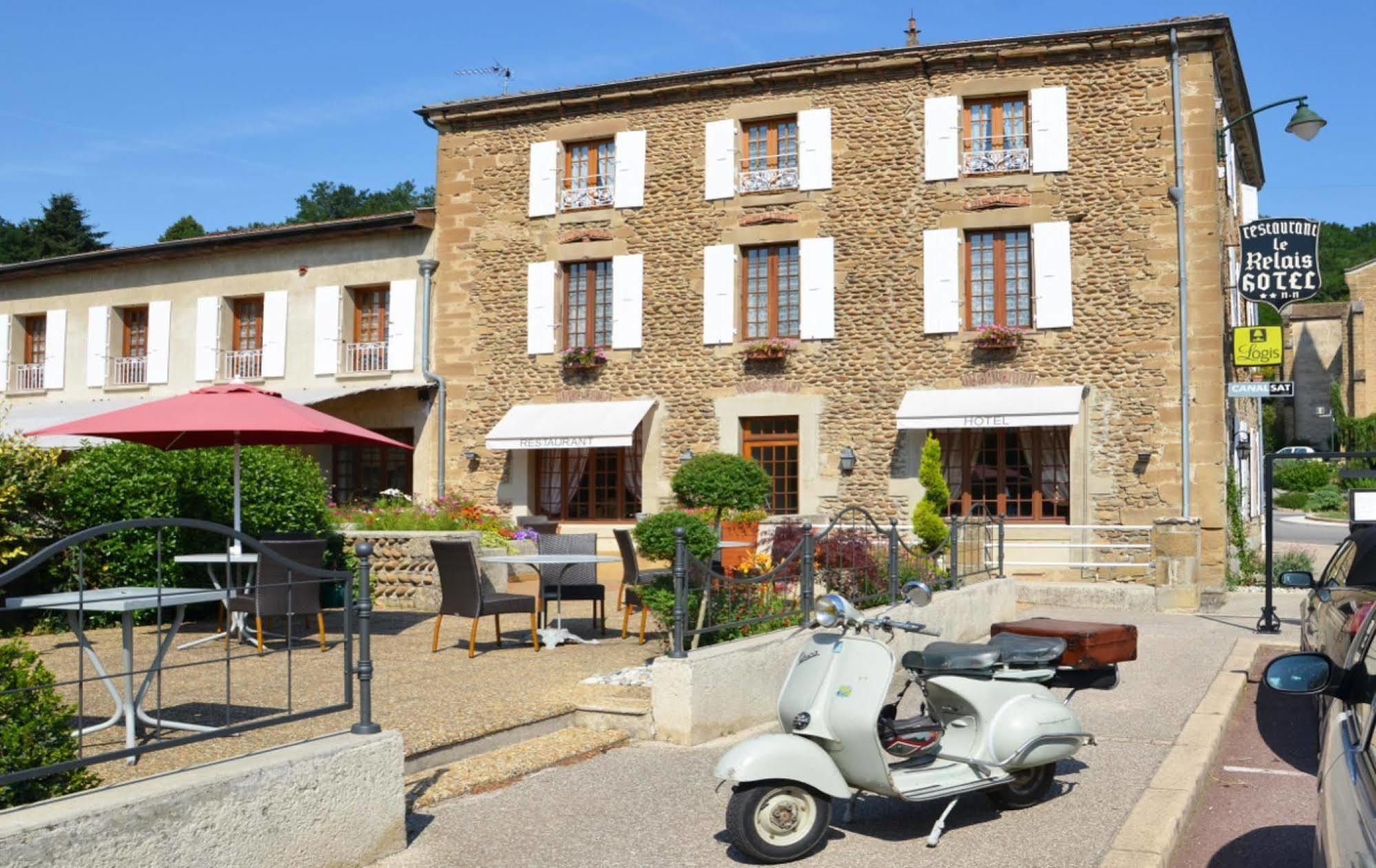 Logis Hotel-Restaurant Le Relais Hauterives Buitenkant foto